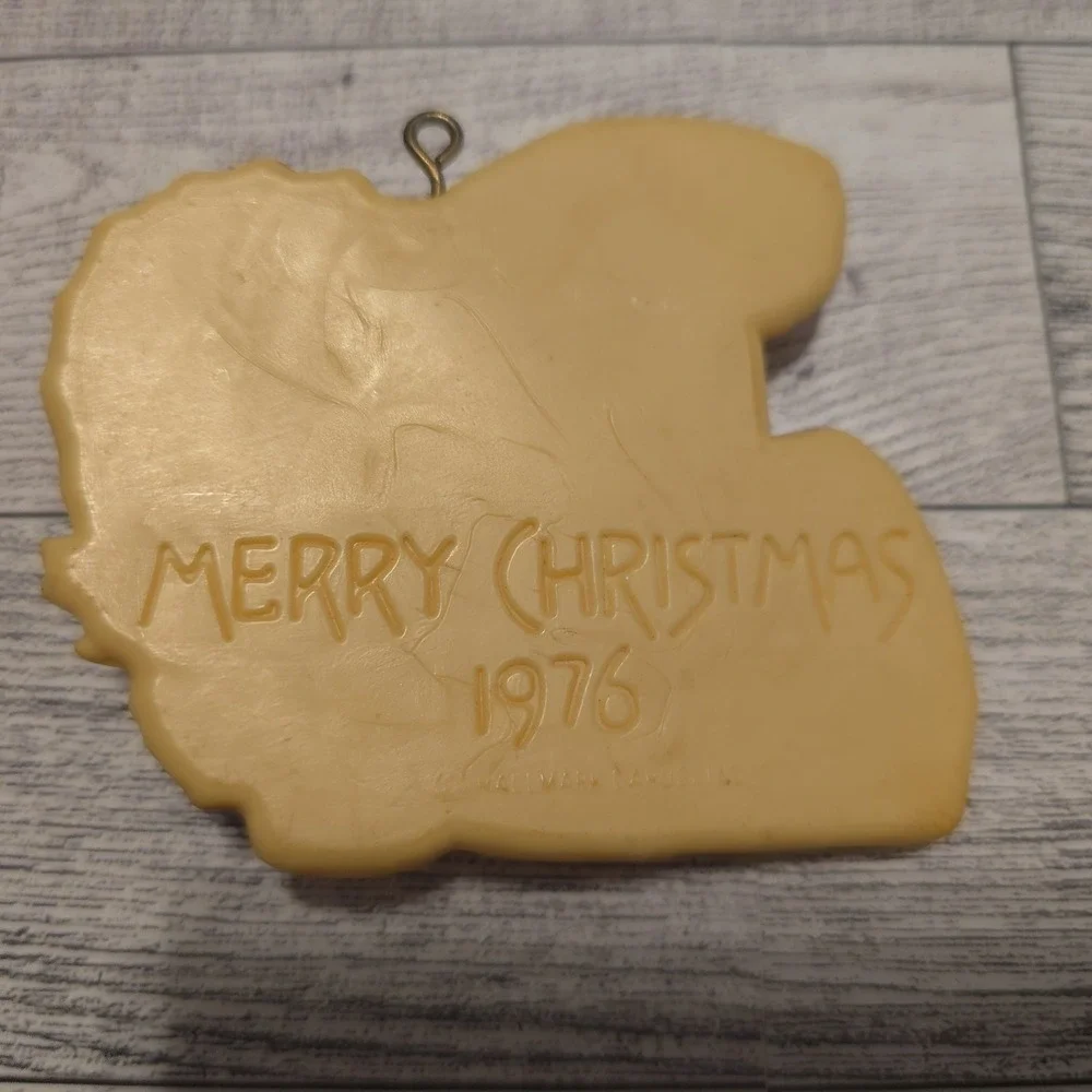 Vintage Hallmark Tree Treat Angel Christmas Ornament 1976 Tree‎ Trimmer
